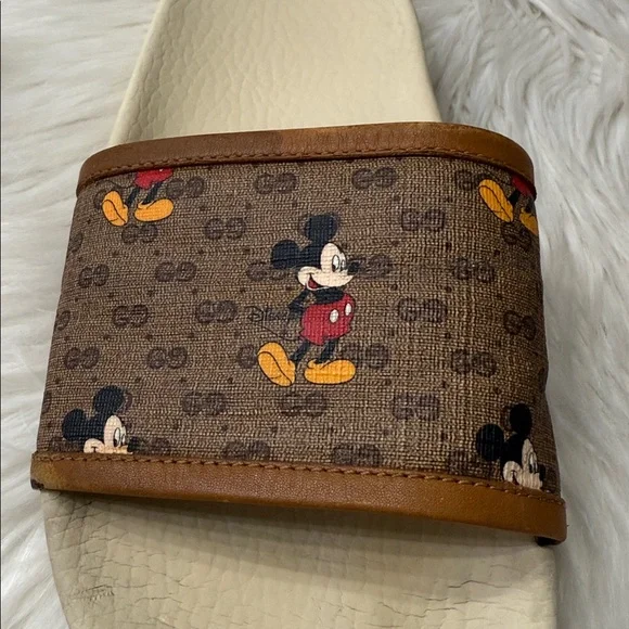 GUCCI x DISNEY Rare Printed Slides - Picture 4 of 16